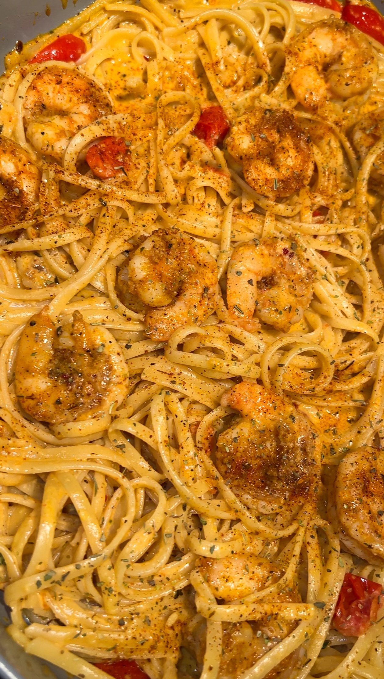 Creamy Shrimp and Tomato Pasta - CookWithCi