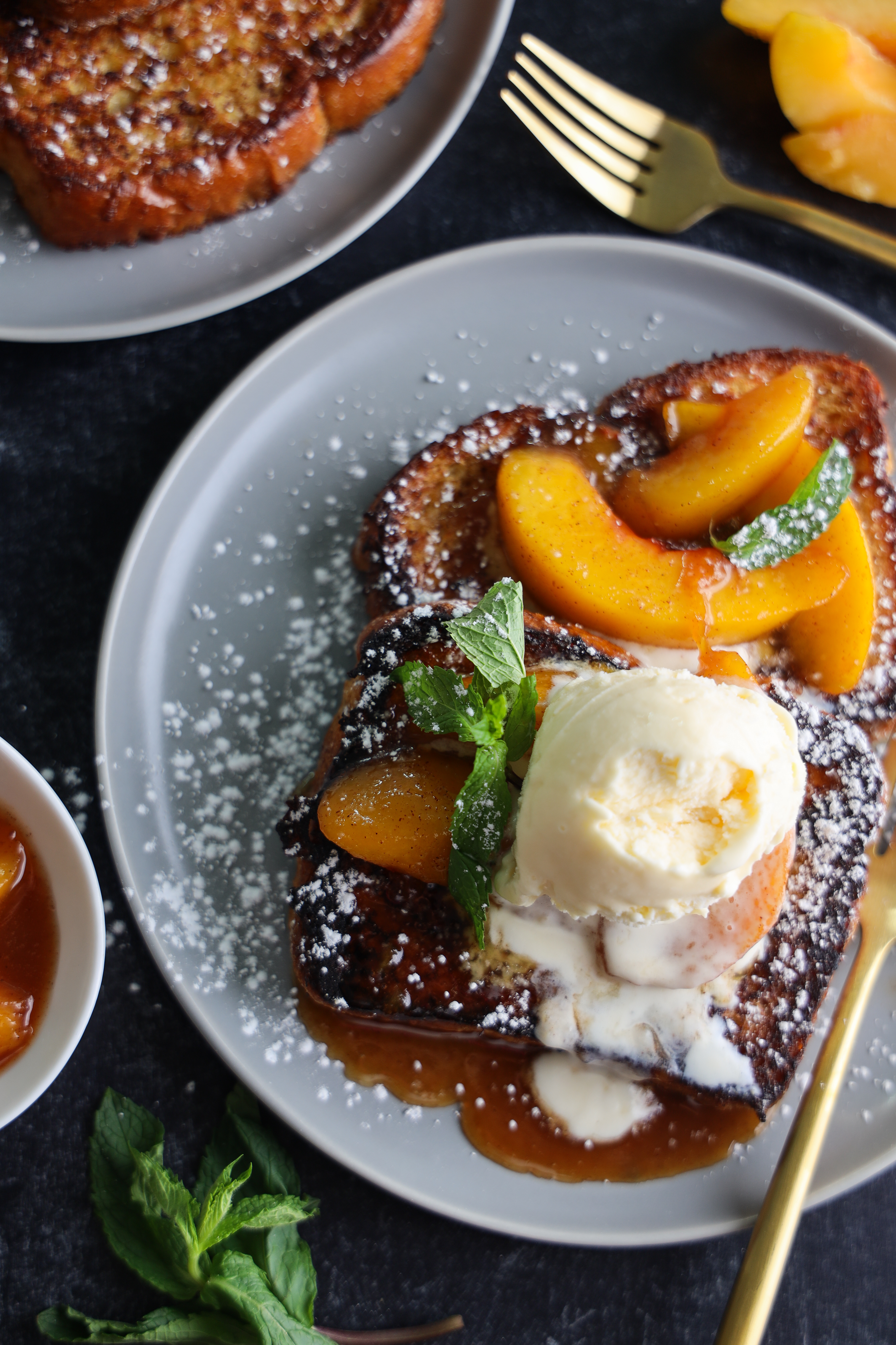 Delicious Peach Cobbler French Toast Recipe